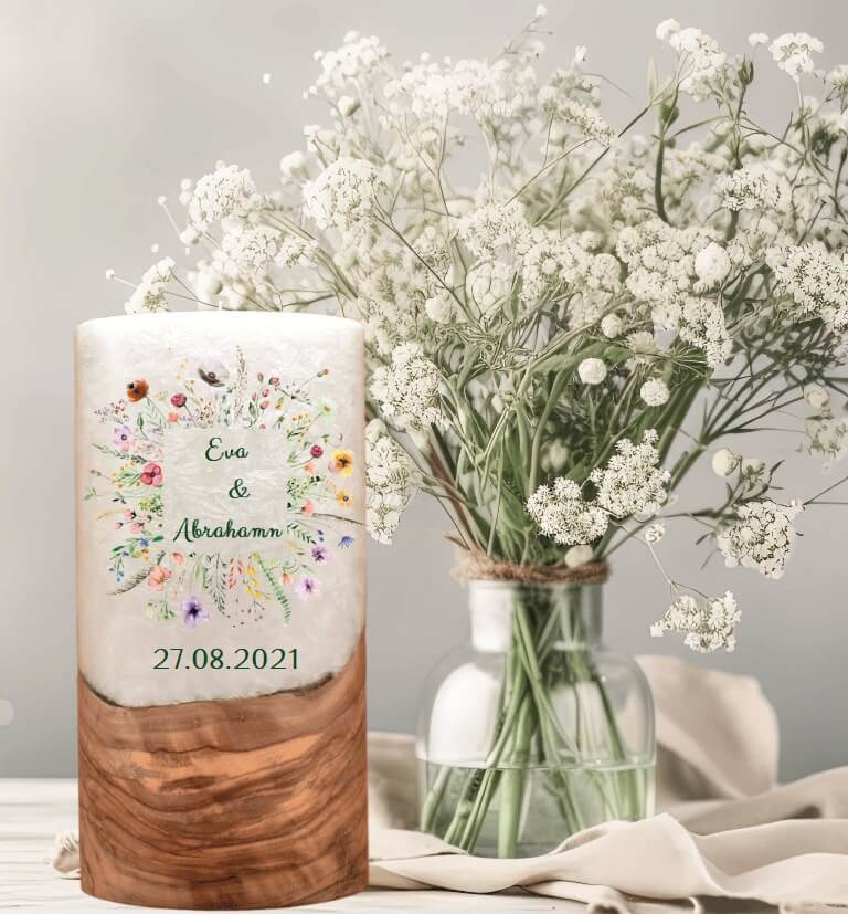 "Blumenrahmen" Hochzeitskerze mit Holzelement 20 cm hoch