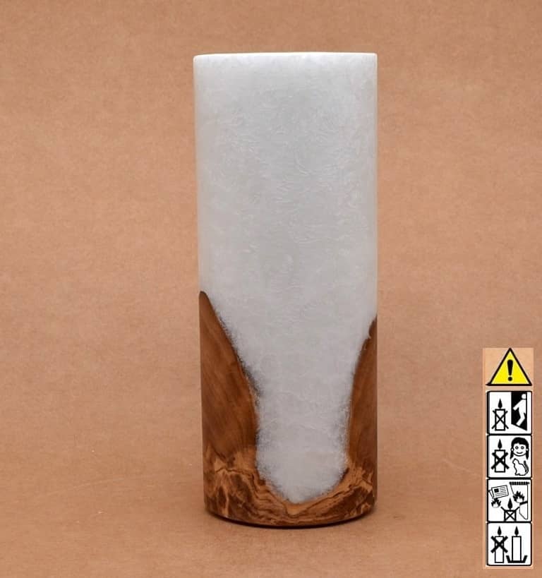 Kerze mit Holz. Individuelle runde Hochzeitskerze mit Holz aus Stearin. Kerze 80x200mm mit Holzelement, Individuelle, persönliche Hochzeitskerze  Holzkerze, Rund Stearinoptik, Hochzeitskerze mit Teelicht im Kerzen online Shop für Hochzeiten bestellen, günstig kaufen.