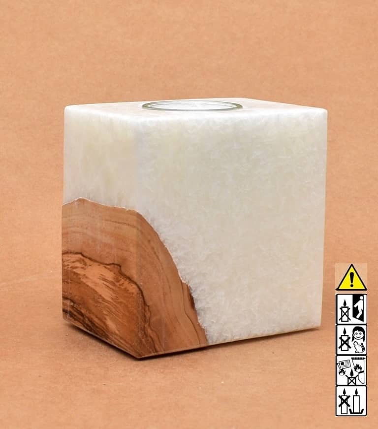Kerze mit Holzeinsatz mit einem Teelicht, Quader 70x100x100mm jede Kerze ein unikat