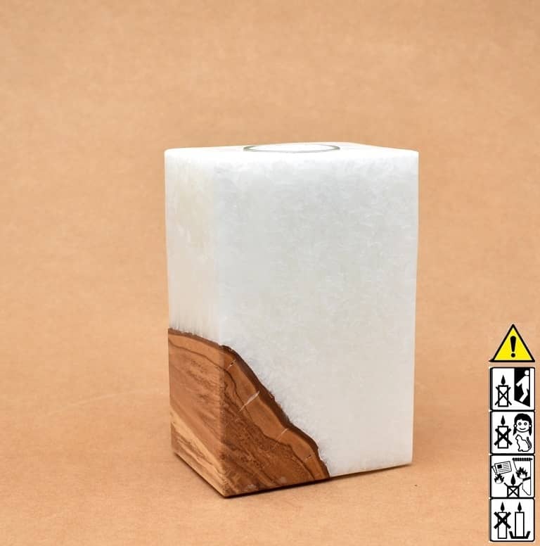 Kerze mit Holz Unikat Quader 70 x 100 x 150 mm mit 1 x Teelicht Nr: 4 Kerze mit Holz Unikat Quader 70 x 100 x 150 mm mit 1 x Teelicht Nr: 4
