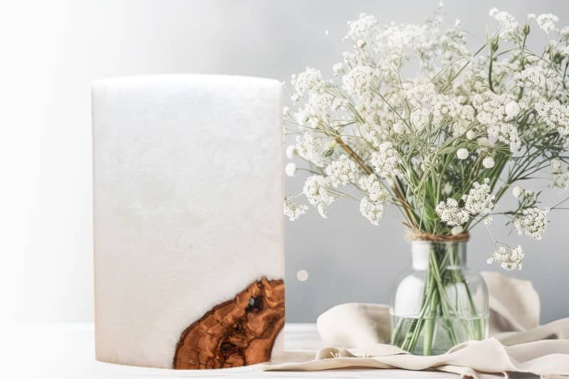 Kerze mit Holzelement für Hochzeitskerze ausgesucht. günstig in unserem Onlineshop kaufen. Personalisierte Hochzeitskerze online kaufen