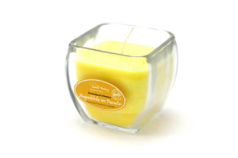 Candle Factory Duftkerze Wellnesskerze Augenblicke im Paradies. Als Geschenk für Sie oder Ihn. Jetzt in unserem Kerzen Onlineshop kaufen.