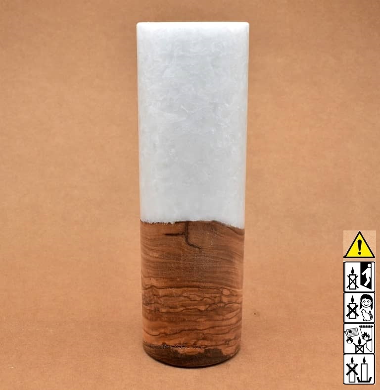 Kerze mit Holz. Individuelle runde Hochzeitskerze mit Holz aus Stearin. Kerze 80x250mm mit Holzelement, Individuelle, persönliche Hochzeitskerze  Holzkerze, Rund Stearinoptik, Hochzeitskerze mit Teelicht im Kerzen online Shop für Hochzeiten bestellen, günstig kaufen.