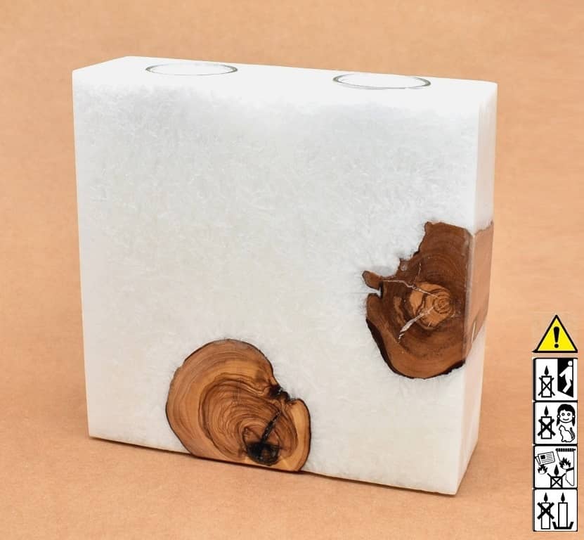 Kerze mit Holz Unikat Quader 70 x 200 x 200 mm 2 x Teelicht Nr.6. Jetzt in unserem Geschenke Onlineshop kaufen.