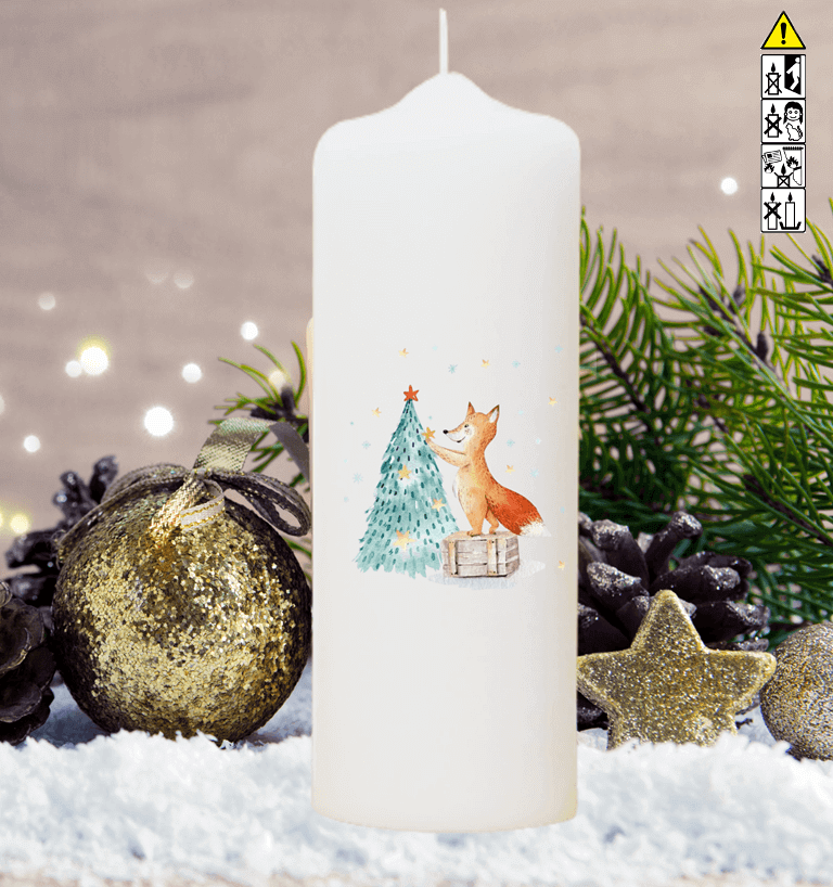 Adventskranzkerzen "Fuchs schmückt Weihnachtsbaum"