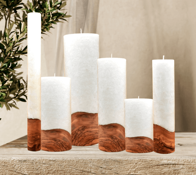 Kerze mit Holz, Unikat Holzkerze, Individuelle runde Hochzeitskerze mit Holz aus Stearin. Kerze mit Holzelement, Individuelle, persönliche Hochzeitskerze Holzkerze, Rund Stearinoptik, Hochzeitskerze mit Teelicht im Kerzen online Shop für Hochzeiten bestellen, günstig kaufen.