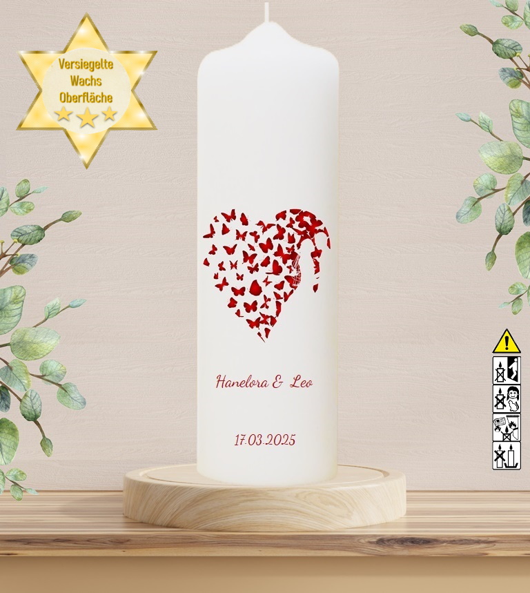 Personalisierte Hochzeitskerze "Brautpaar im Herz" 30 cm Personalisierte Hochzeitskerze "Brautpaar im Herz" 30 cm