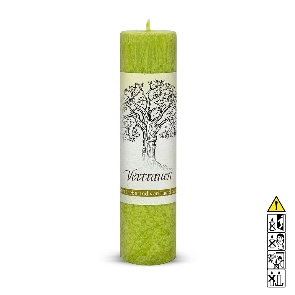 Allgäuer Heilkräuterkerze Geist der Bäume Vertrauen in der Farbe grün. Als Geschenk für Sie oder Ihn. 100% Vegane Kerze. Hergestellt aus Olivenöl. Jetzt in unserem Kerzen Onlineshop kaufen. Allgäuer Heilkräuterkerze Geist der Bäume Vertrauen in der Farbe grün. Als Geschenk für Sie oder Ihn. 100% Vegane Kerze. Hergestellt aus Olivenöl. Jetzt in unserem Kerzen Onlineshop kaufen.
