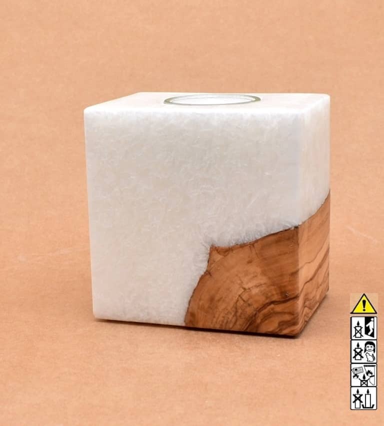 Kerze mit Holzeinsatz mit einem Teelicht, Quader 70x100x100mm jede Kerze ein unikat