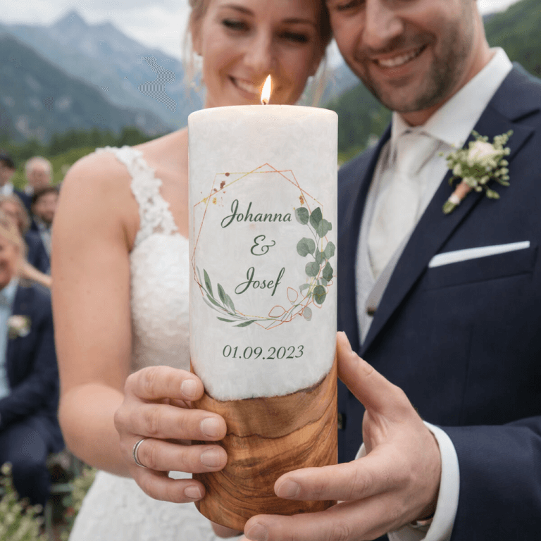 "Oliven und Eukalyptus" Hochzeitskerze mit Holzelement 30 cm hoch