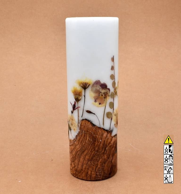 Blumendekor handgefertigt Stumpen Ø 80 x 250 mm mit Holz und Teelicht