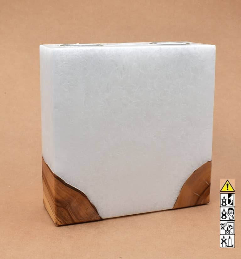 Kerze mit Holz Unikat Quader 70 x 200 x 200 mm 2 x Teelicht Nr.6. Jetzt in unserem Geschenke Onlineshop kaufen.